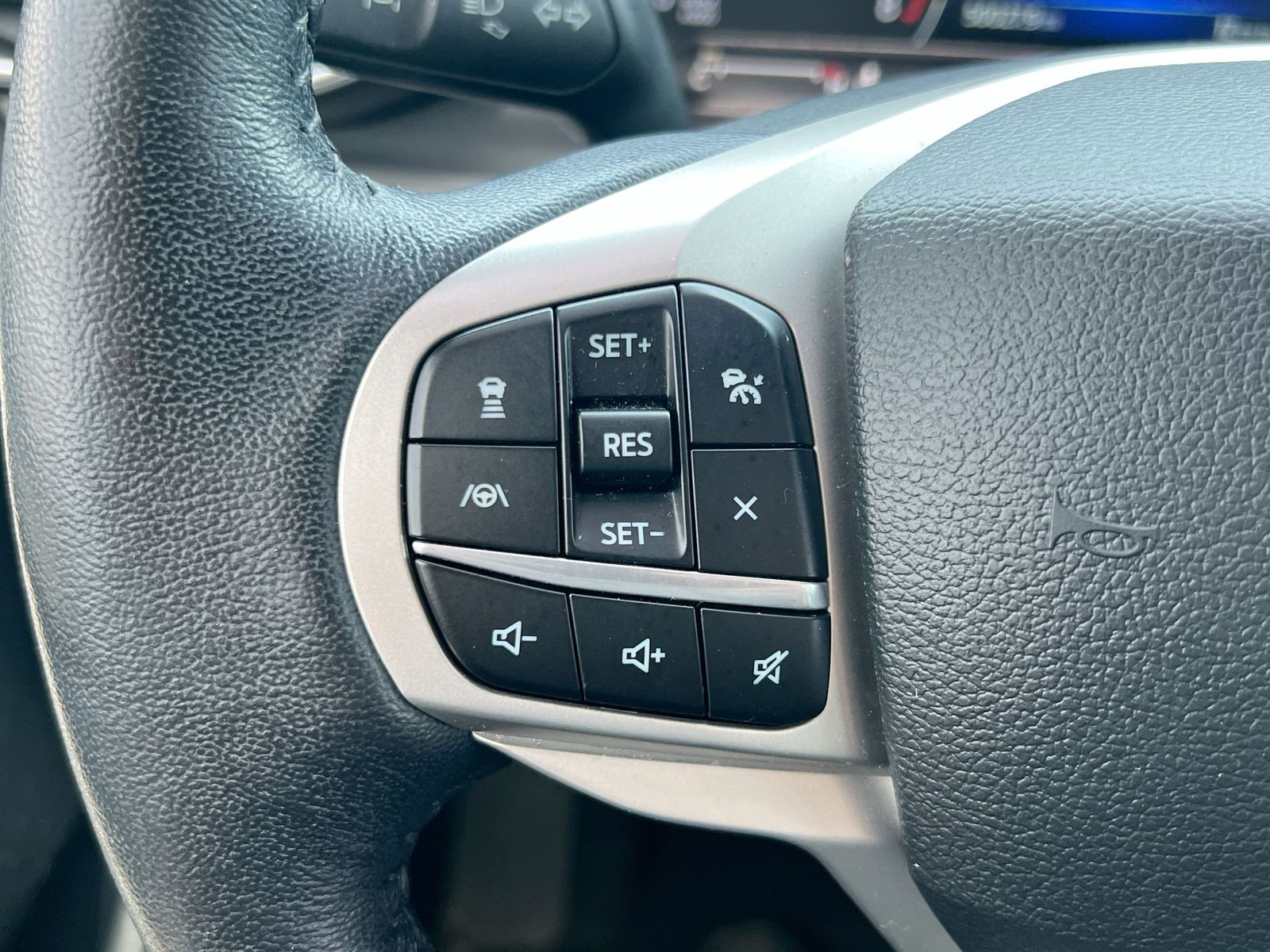 Thumbnail: 2023 Ford Explorer - 23