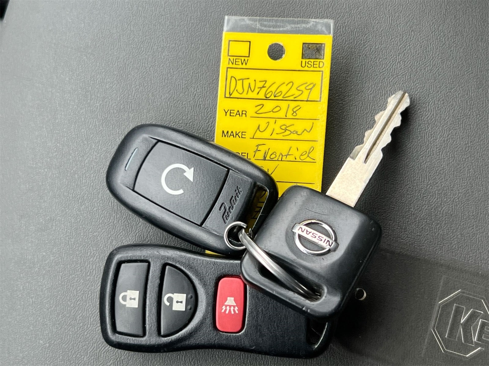 Thumbnail: 2018 Nissan Frontier - 36