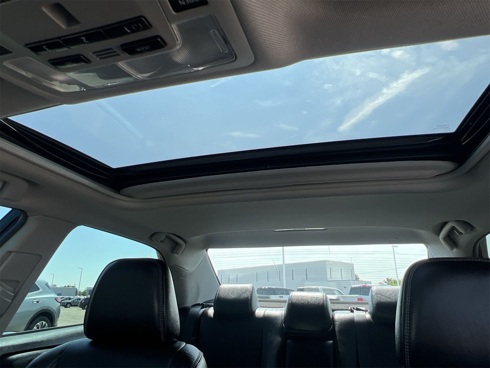 2016 Toyota Camry XLE 20