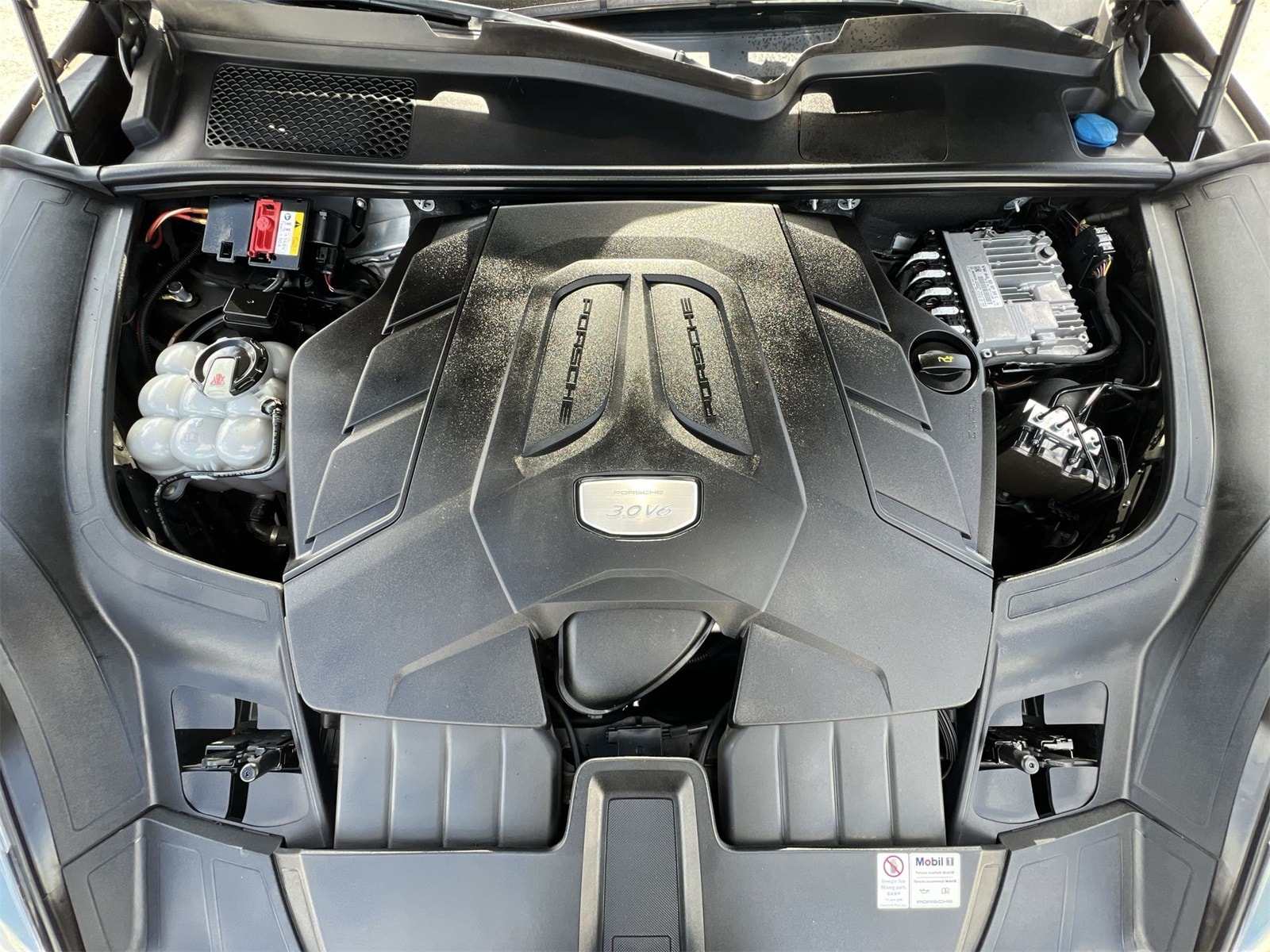 Thumbnail: 2019 Porsche Cayenne - 15