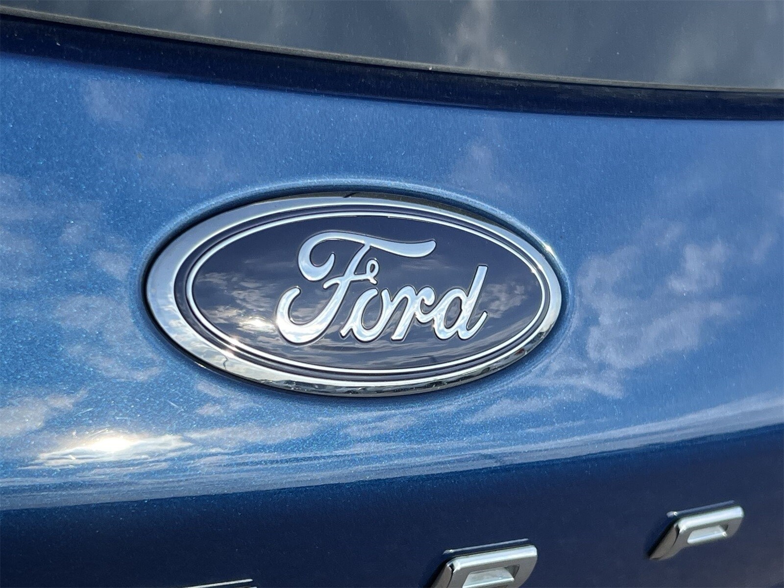 Thumbnail: 2022 Ford Escape - 12