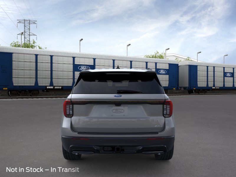 Thumbnail: 2026 Ford Explorer - 5