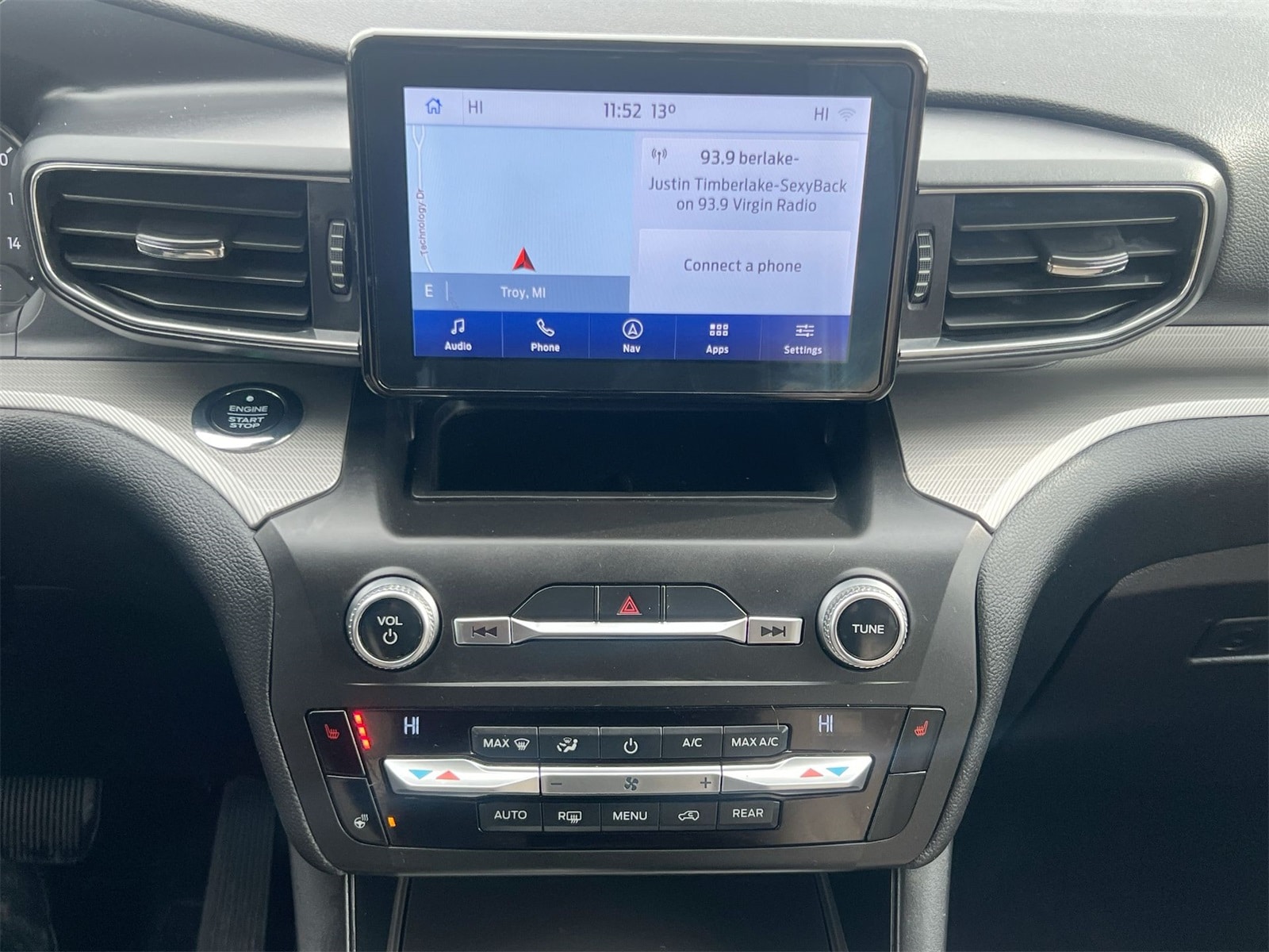 Thumbnail: 2020 Ford Explorer - 27