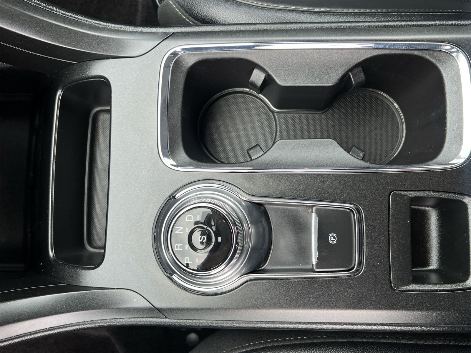 2017 Ford Fusion Titanium 35