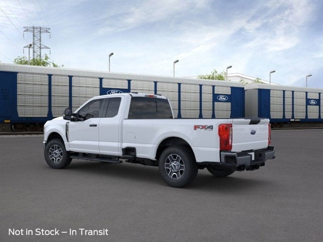 2025 Ford F-350 XLT 4