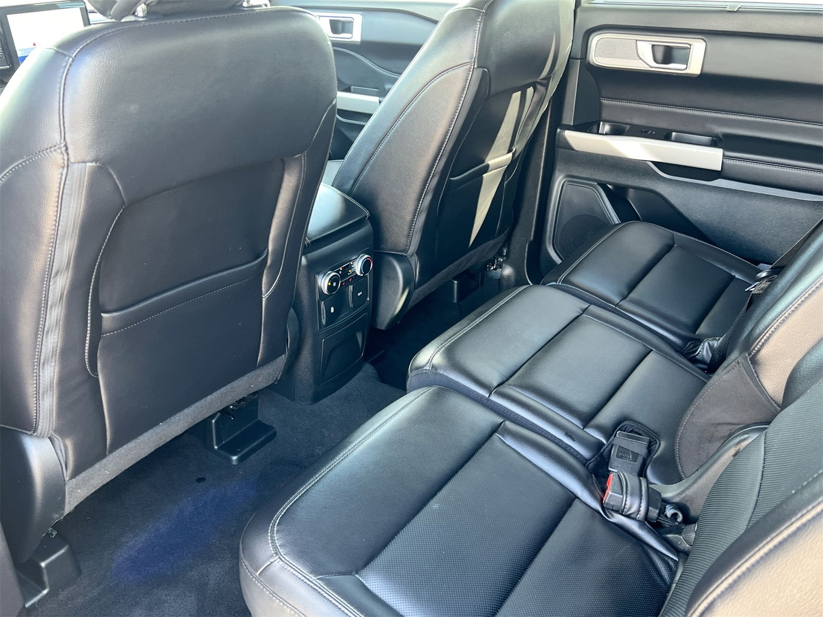 Thumbnail: 2023 Ford Explorer - 19