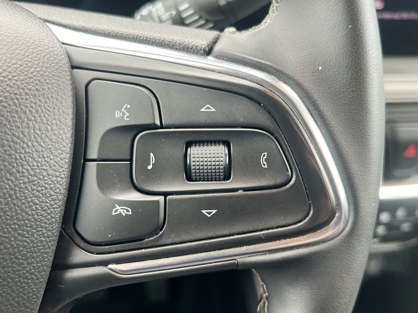 Thumbnail: 2025 Buick Encore GX - 24