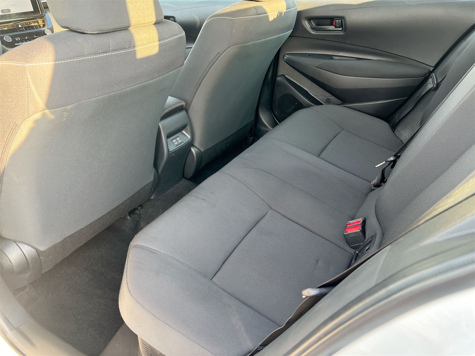 Thumbnail: 2023 Toyota Corolla - 18