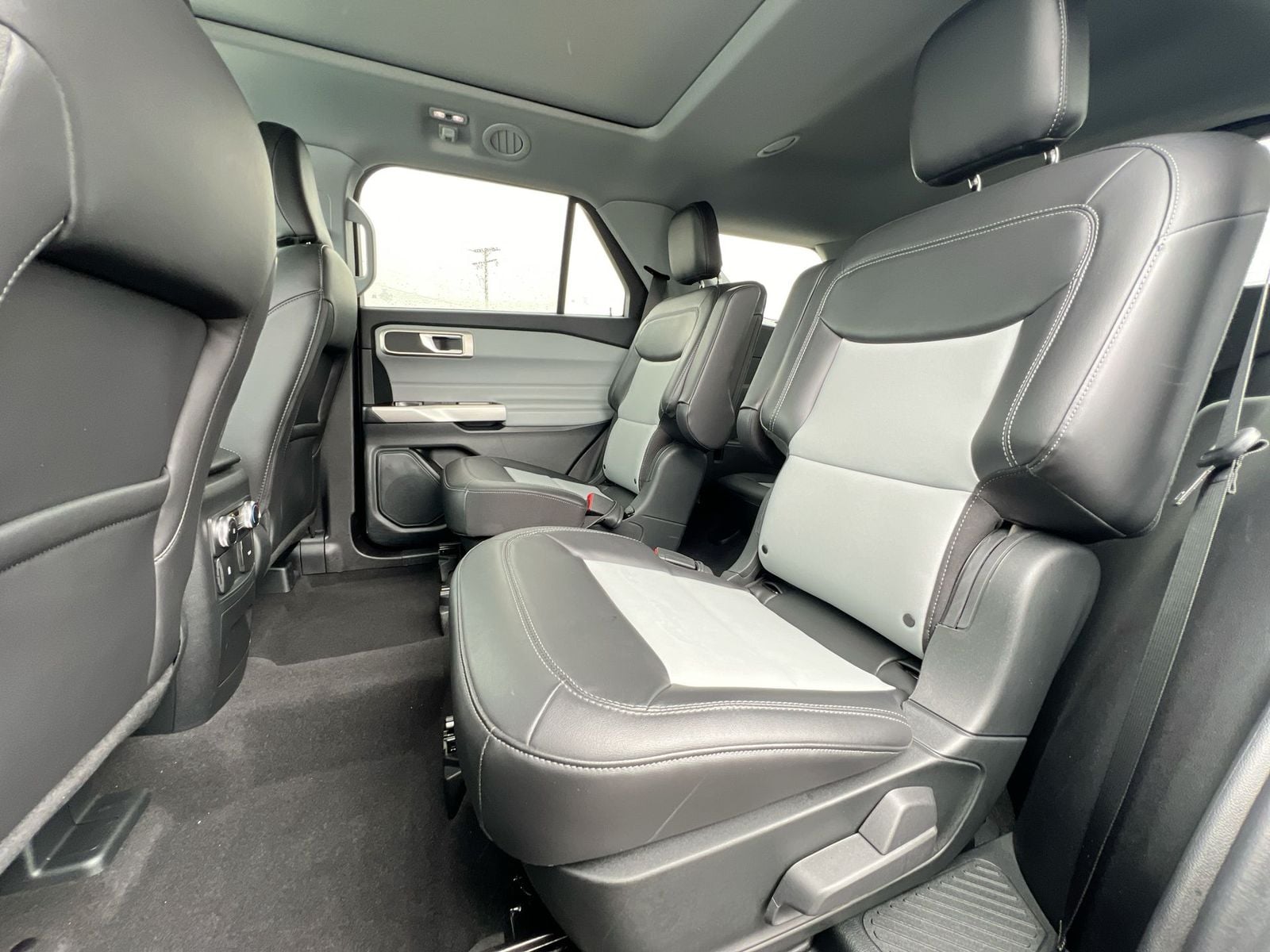 Thumbnail: 2023 Ford Explorer - 19