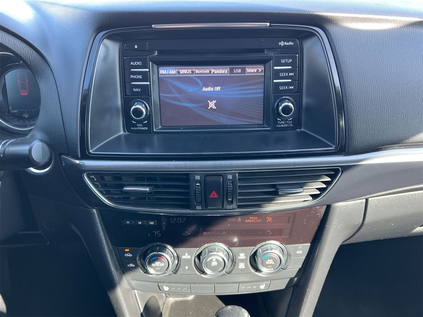 Thumbnail: 2015 Mazda Mazda6 - 28