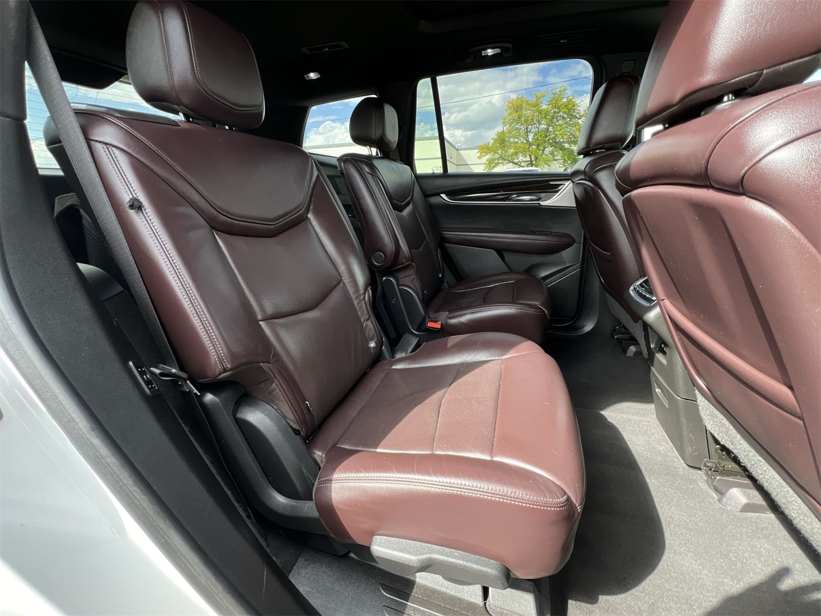 Thumbnail: 2020 Cadillac XT6 - 21