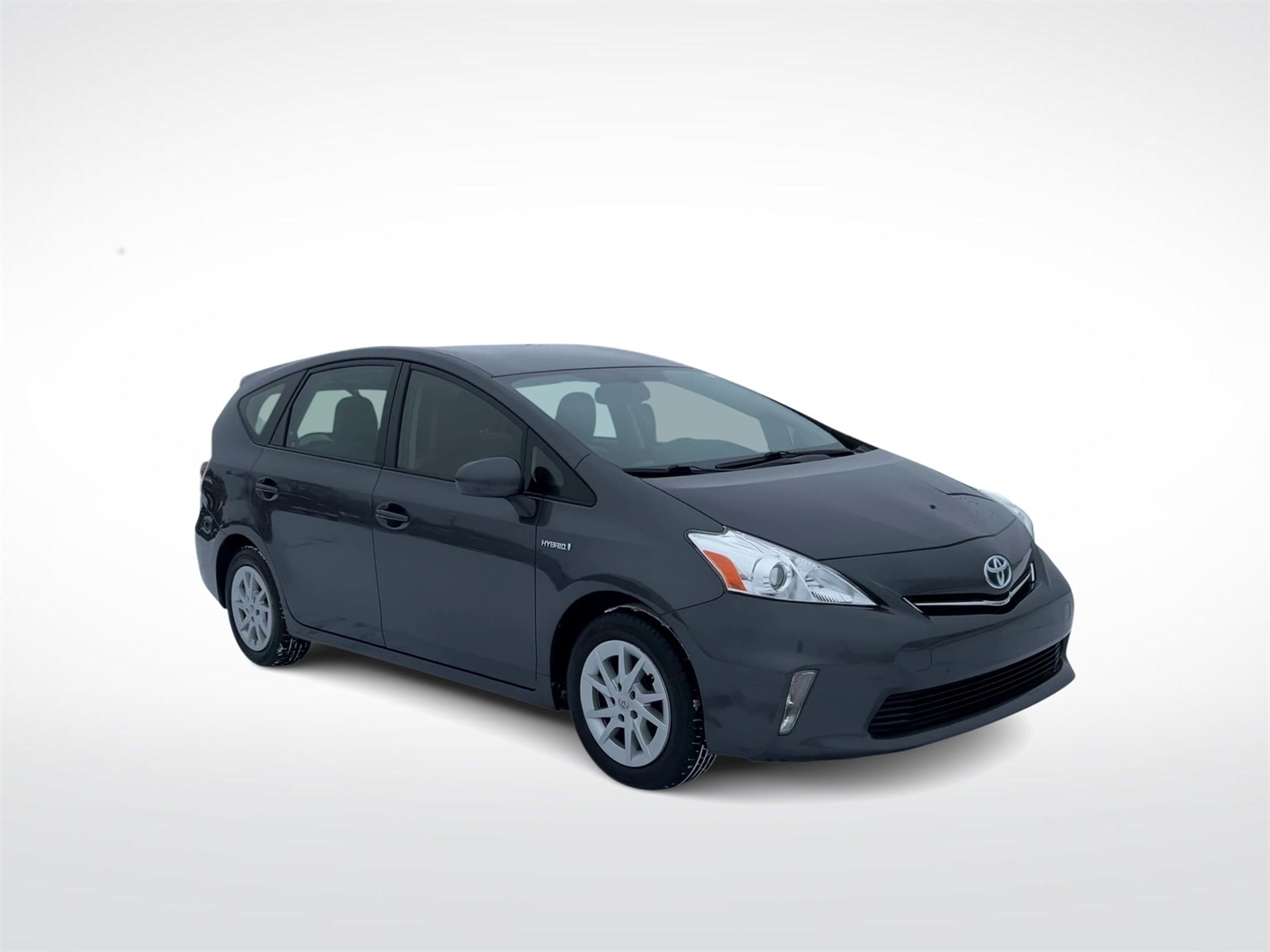 Thumbnail: 2014 Toyota Prius v - 2