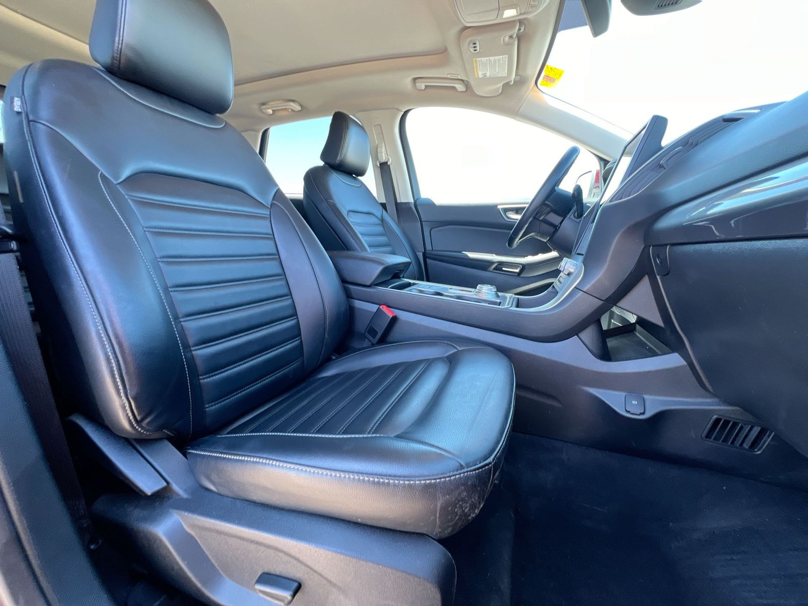 Thumbnail: 2023 Ford Edge - 21