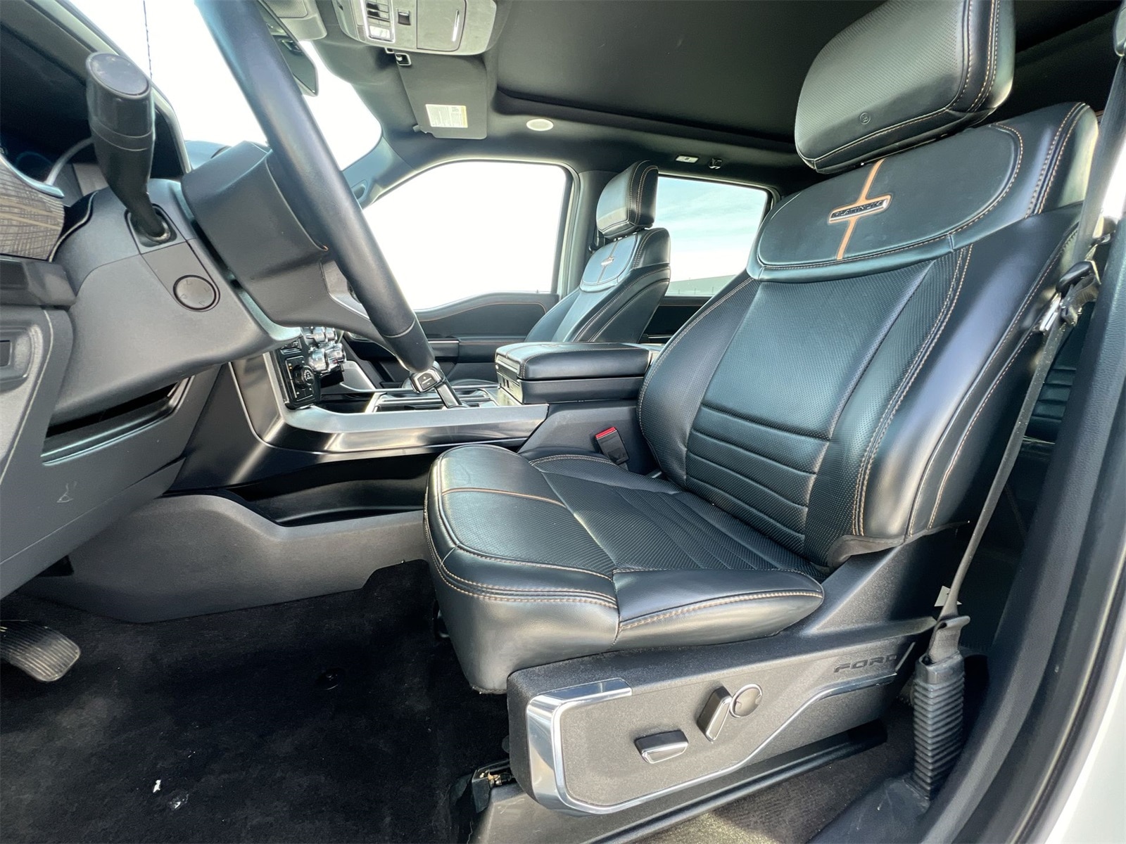 Thumbnail: 2022 Ford F-150 - 16