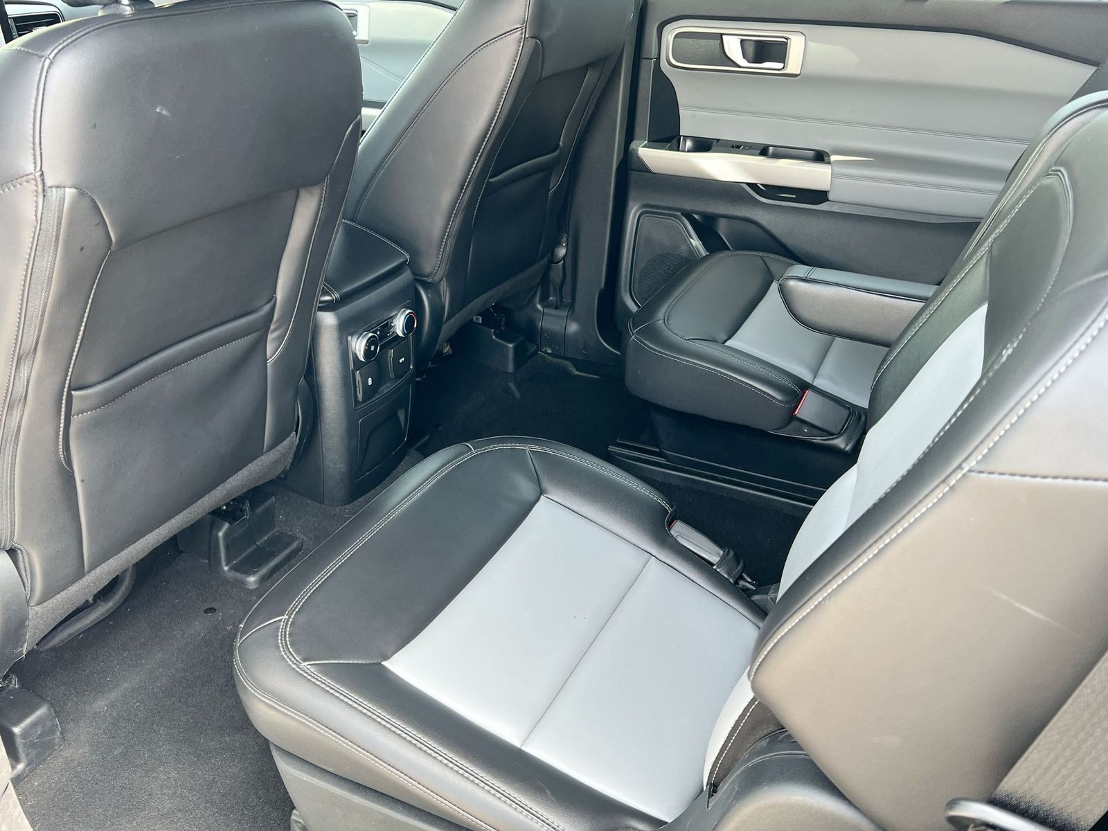 Thumbnail: 2023 Ford Explorer - 18