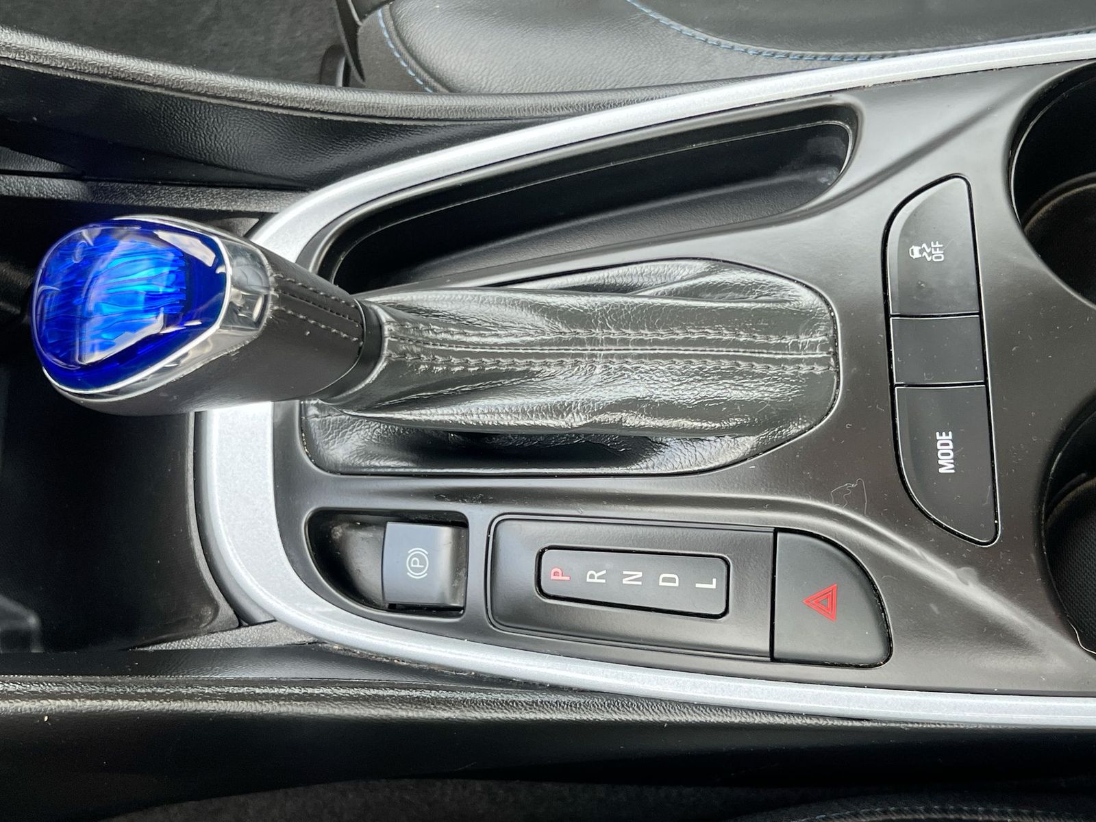 Thumbnail: 2019 Chevrolet Volt - 32