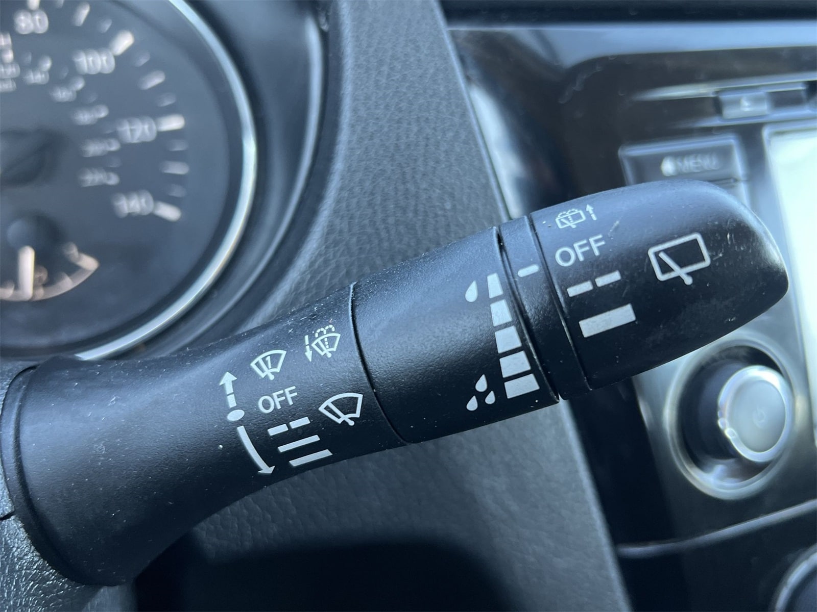 Thumbnail: 2019 Nissan Rogue - 25