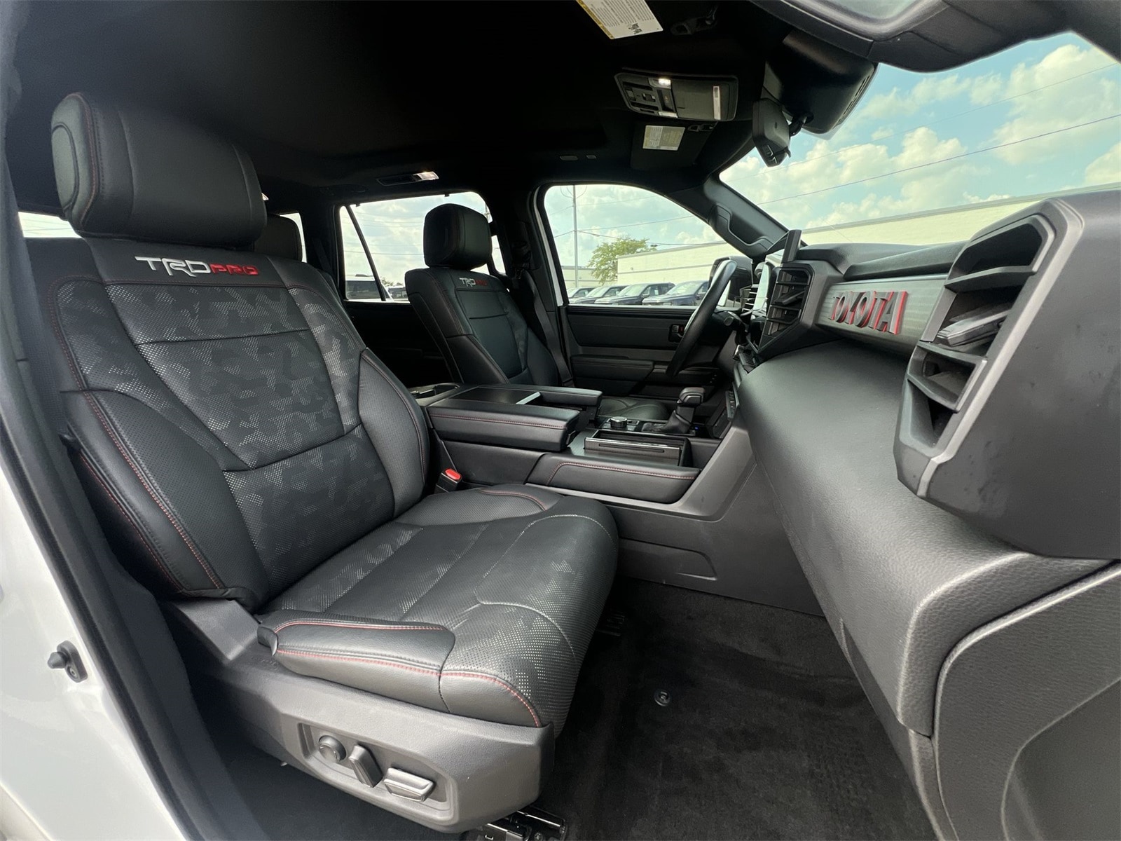 Thumbnail: 2024 Toyota Sequoia - 22