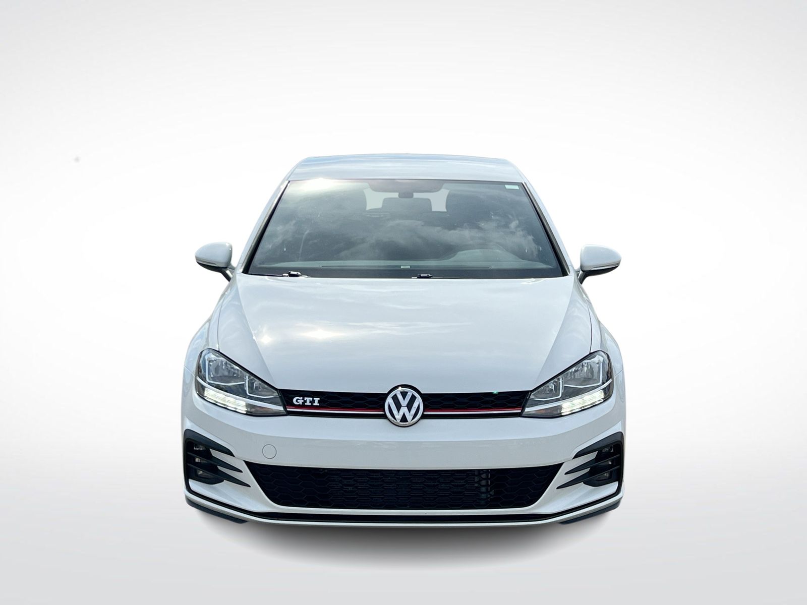 Thumbnail: 2018 Volkswagen Golf - 3