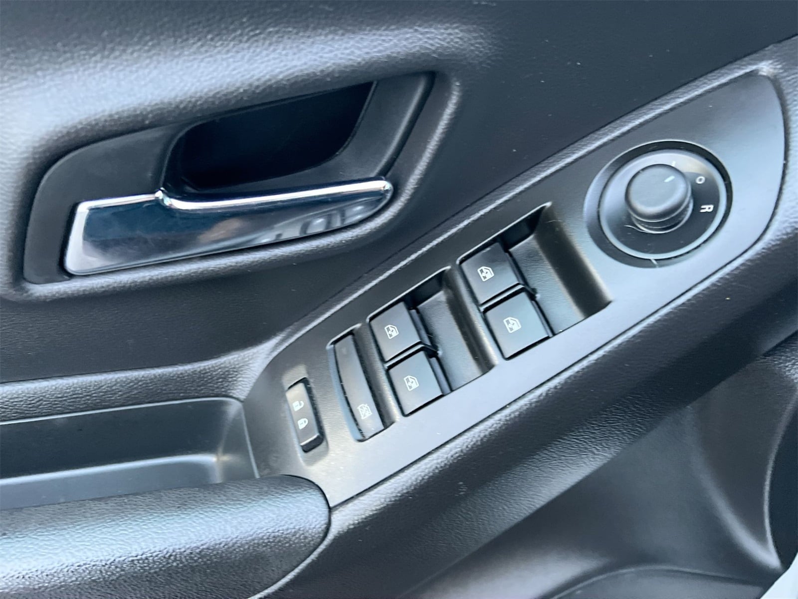 Thumbnail: 2019 Chevrolet Trax - 17