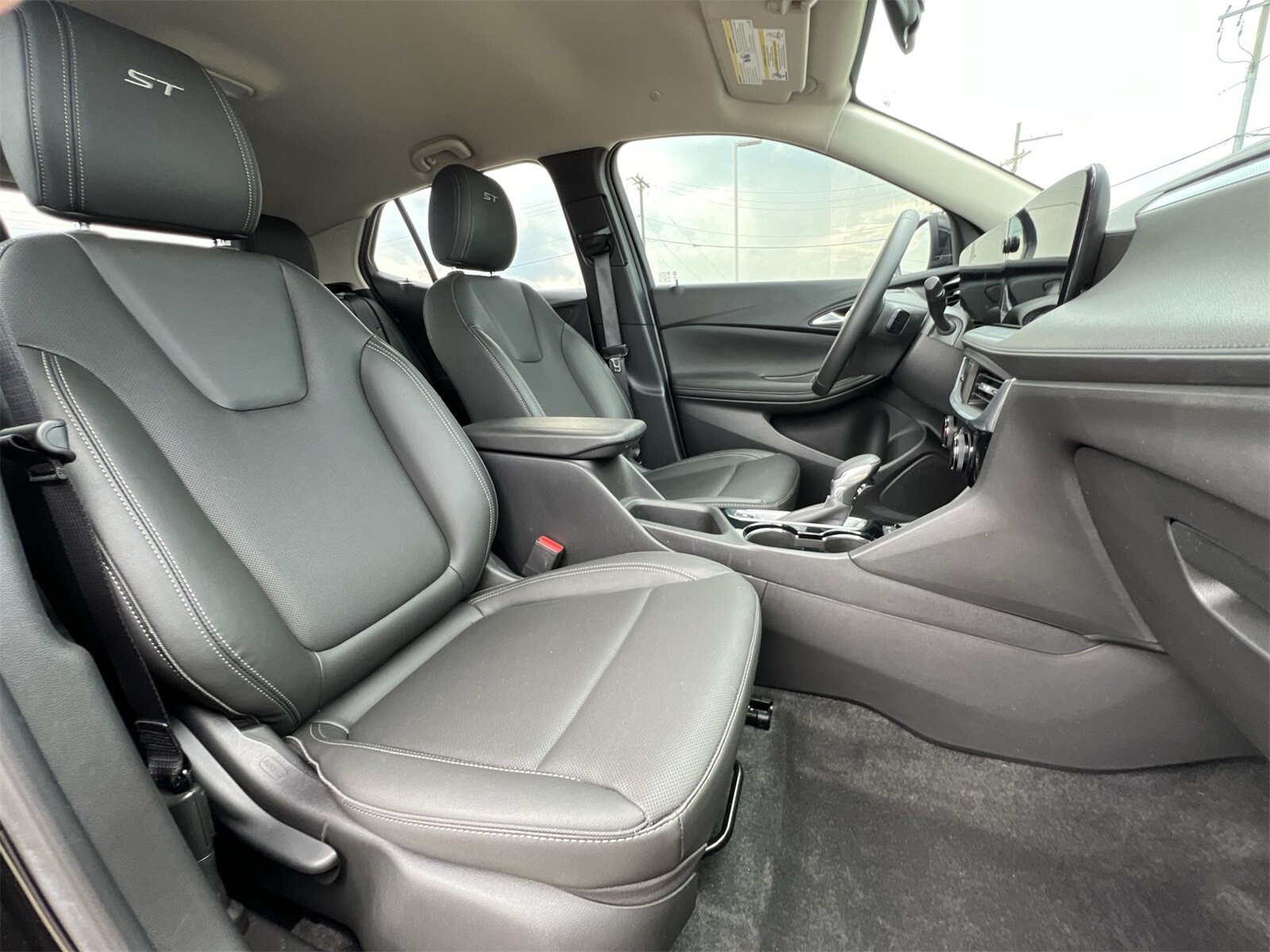 Thumbnail: 2024 Buick Encore GX - 22