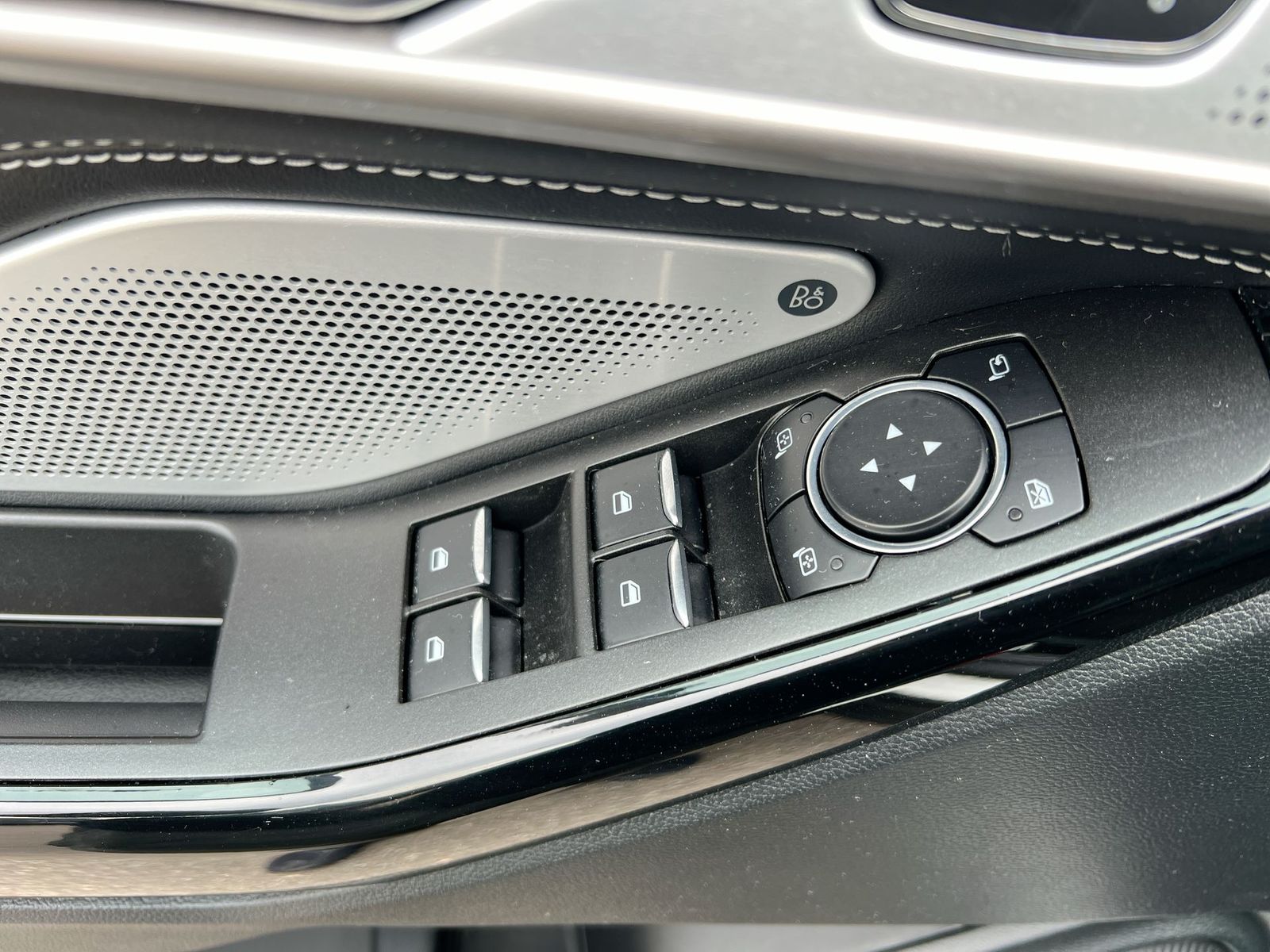 Thumbnail: 2024 Ford Explorer - 17