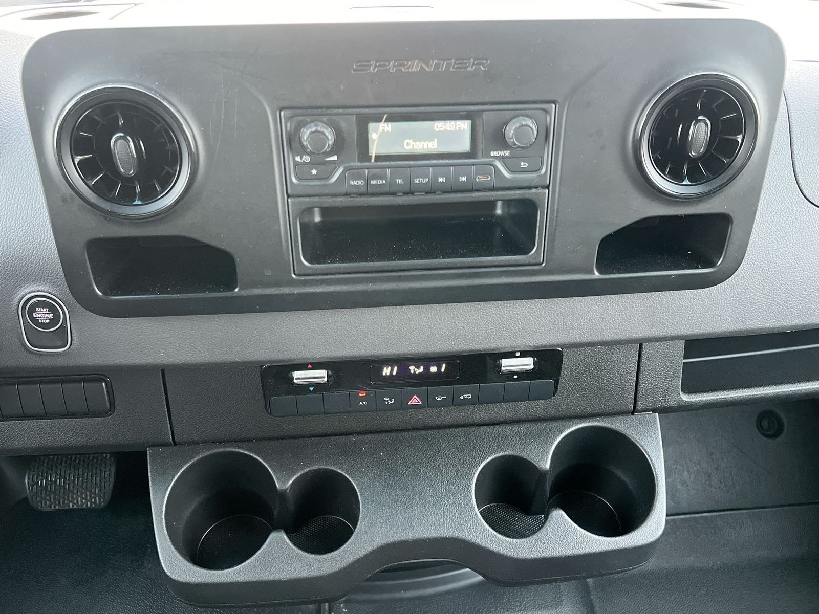 Thumbnail: 2023 Mercedes-Benz Sprinter - 22