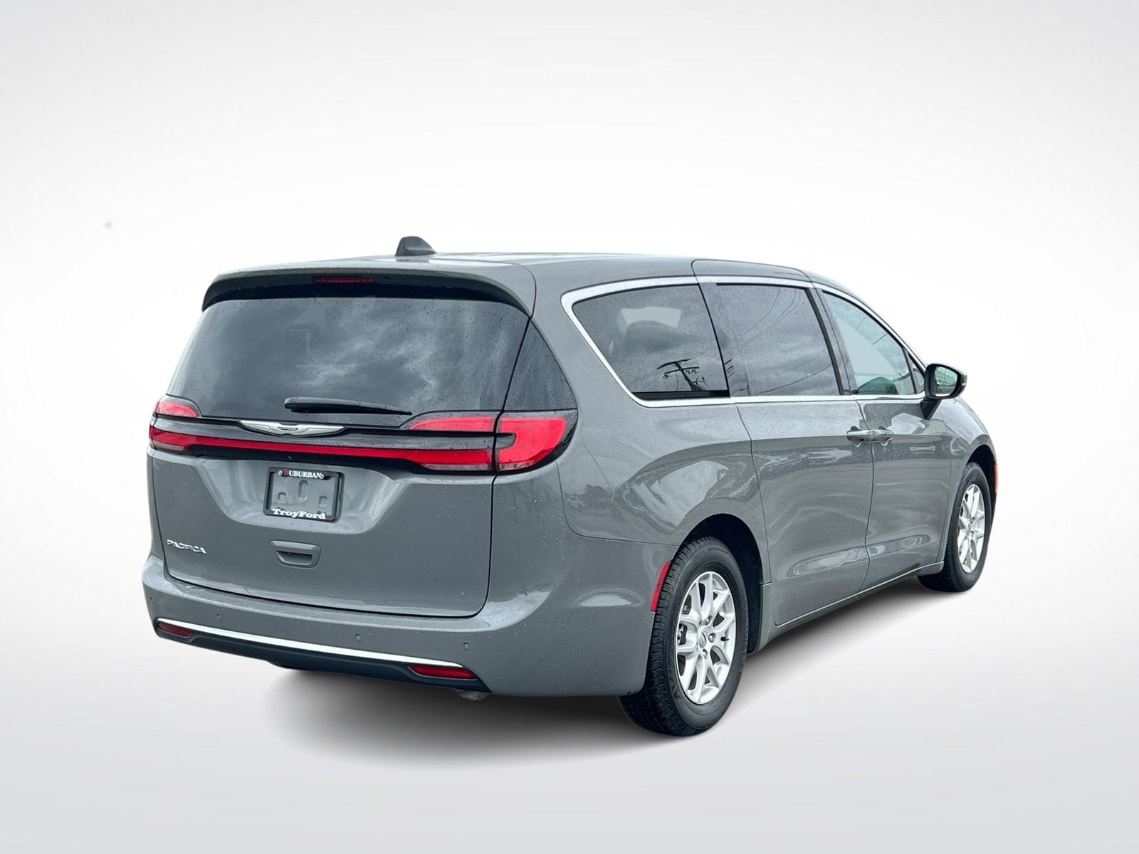 Thumbnail: 2023 Chrysler Pacifica - 8