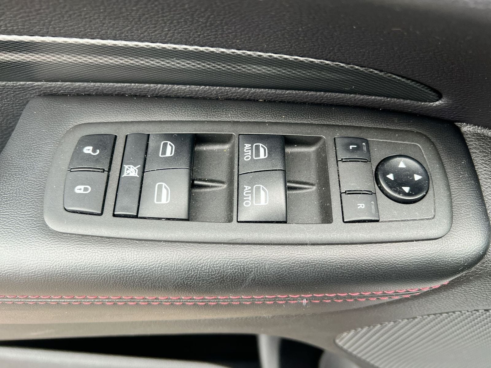 Thumbnail: 2021 Dodge Durango - 17