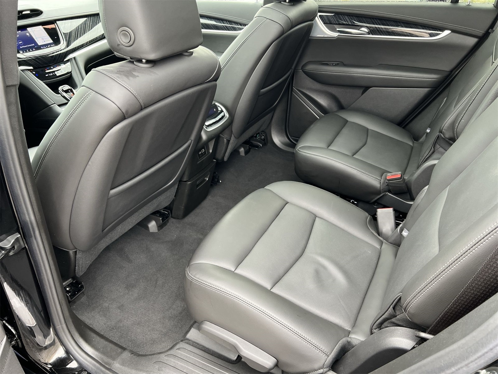 Thumbnail: 2025 Cadillac XT6 - 19