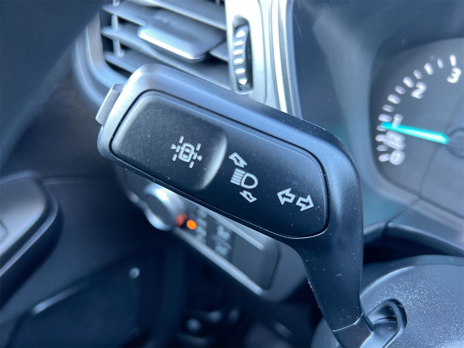 Thumbnail: 2022 Ford Escape - 28