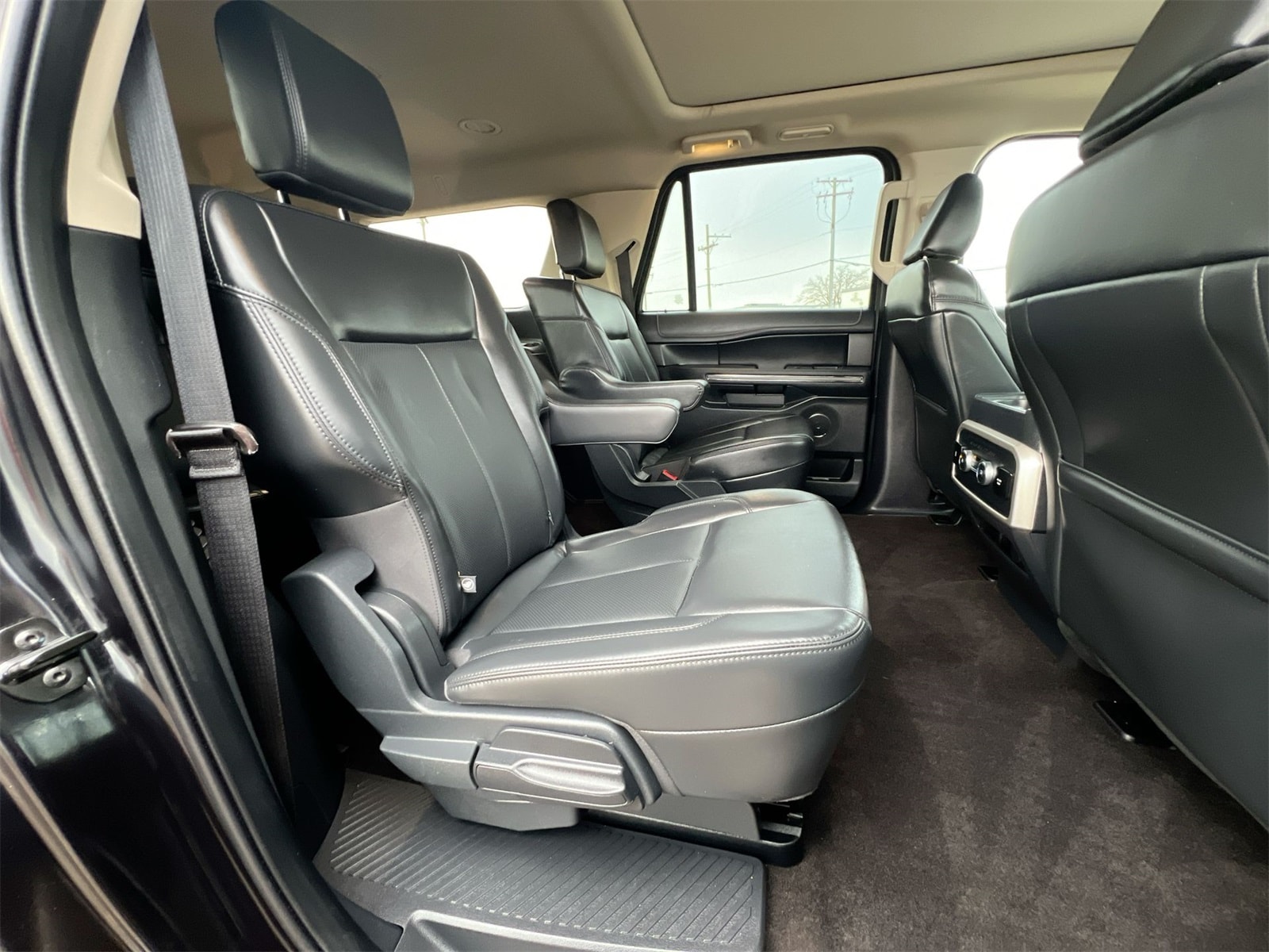 Thumbnail: 2023 Ford Expedition MAX - 20