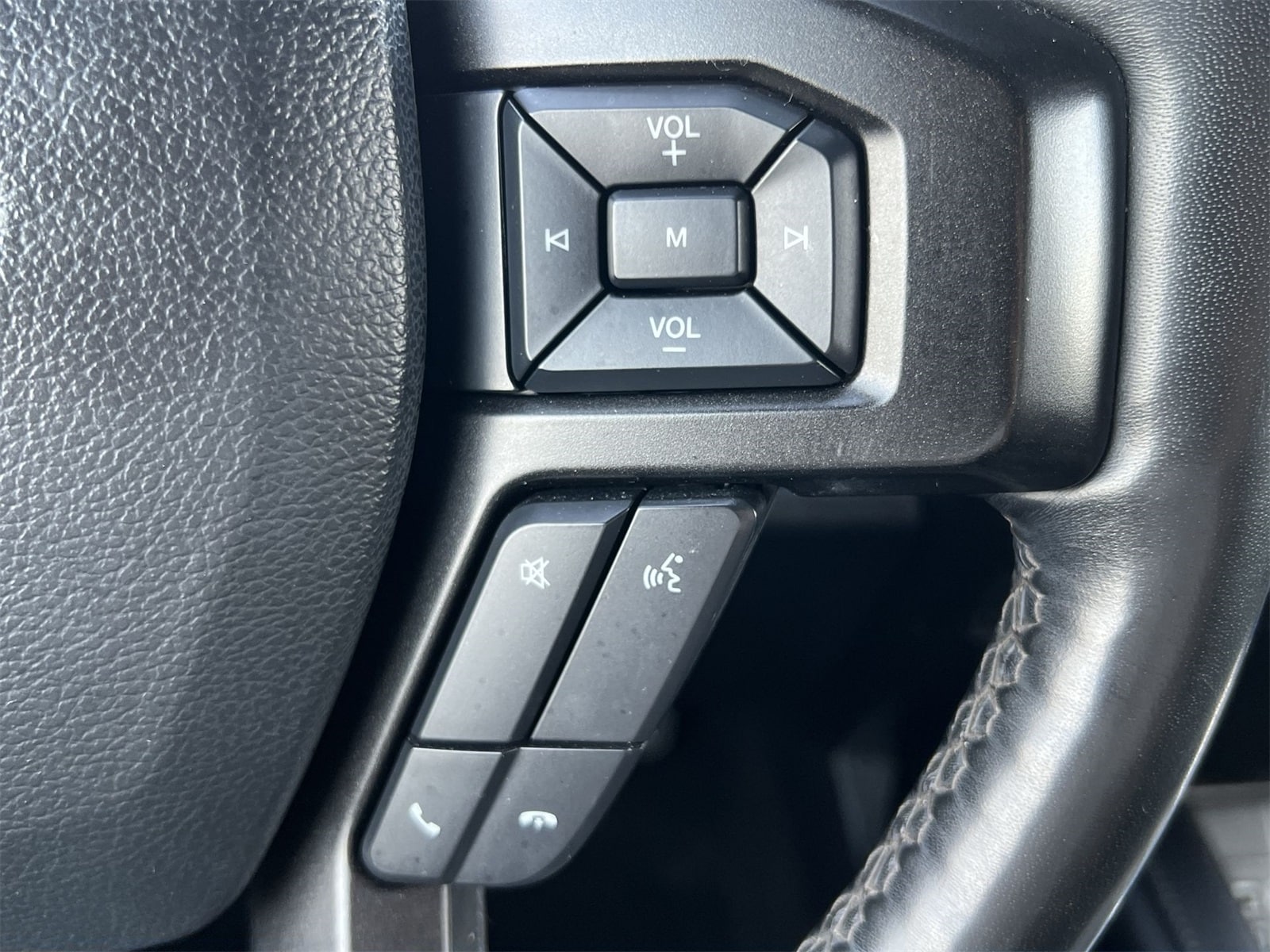Thumbnail: 2019 Ford Expedition - 23