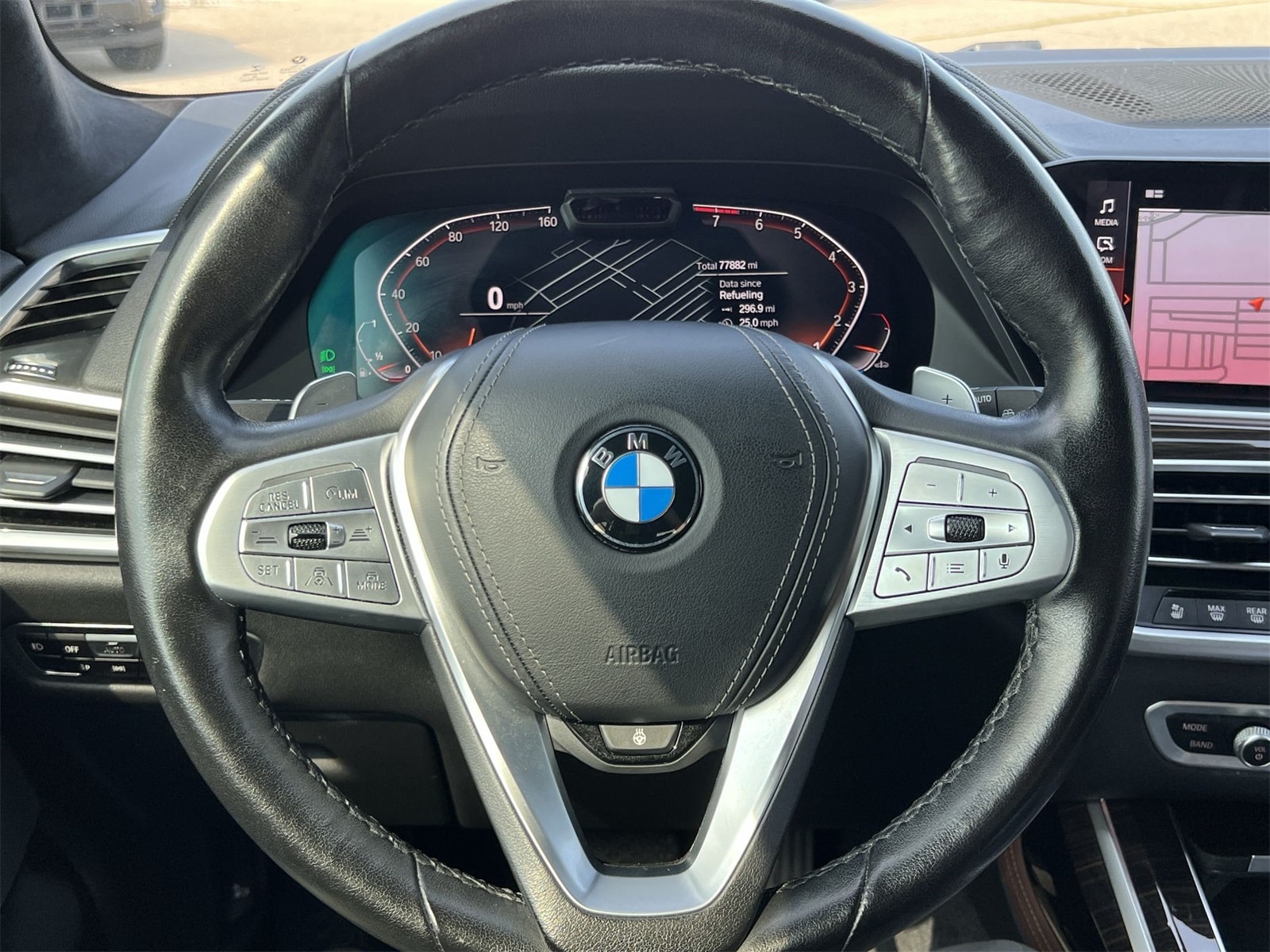 Thumbnail: 2021 BMW X7 - 23