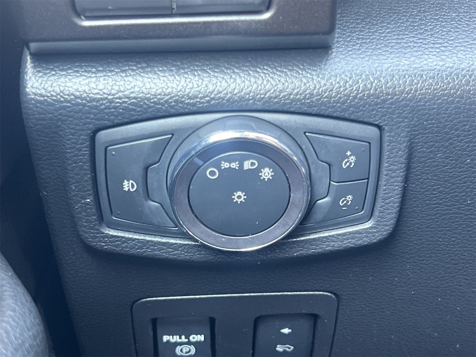 Thumbnail: 2019 Ford Expedition - 16