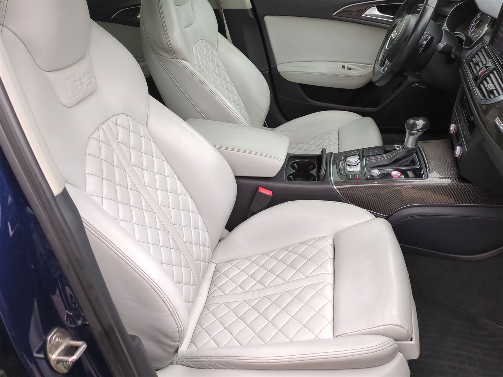Thumbnail: 2014 Audi S6 - 23