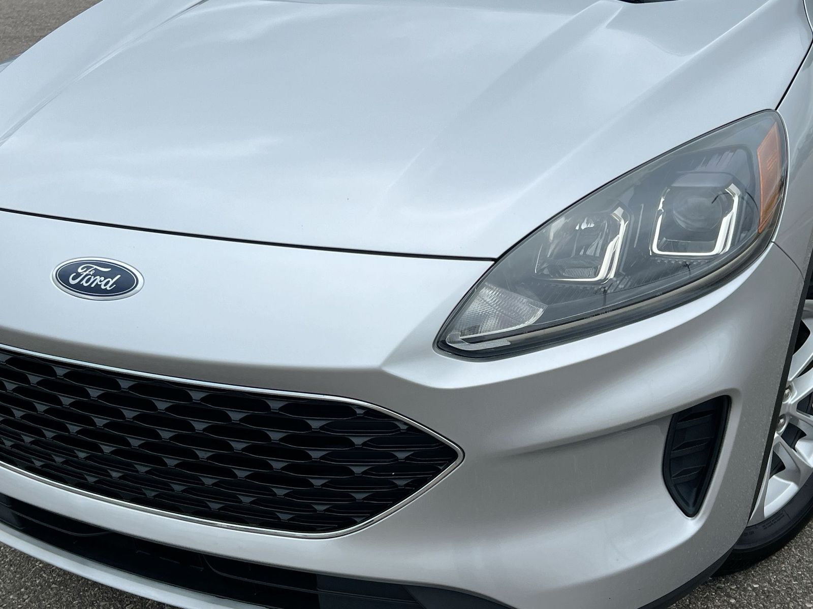 Thumbnail: 2020 Ford Escape - 11