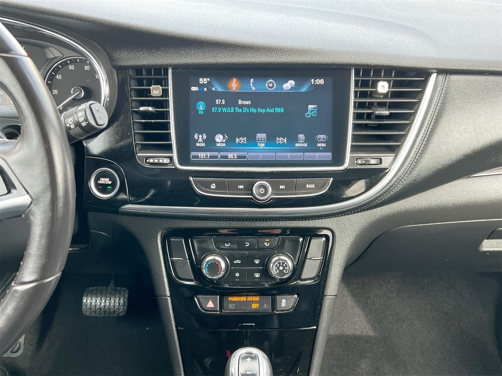 Thumbnail: 2017 Buick Encore - 27