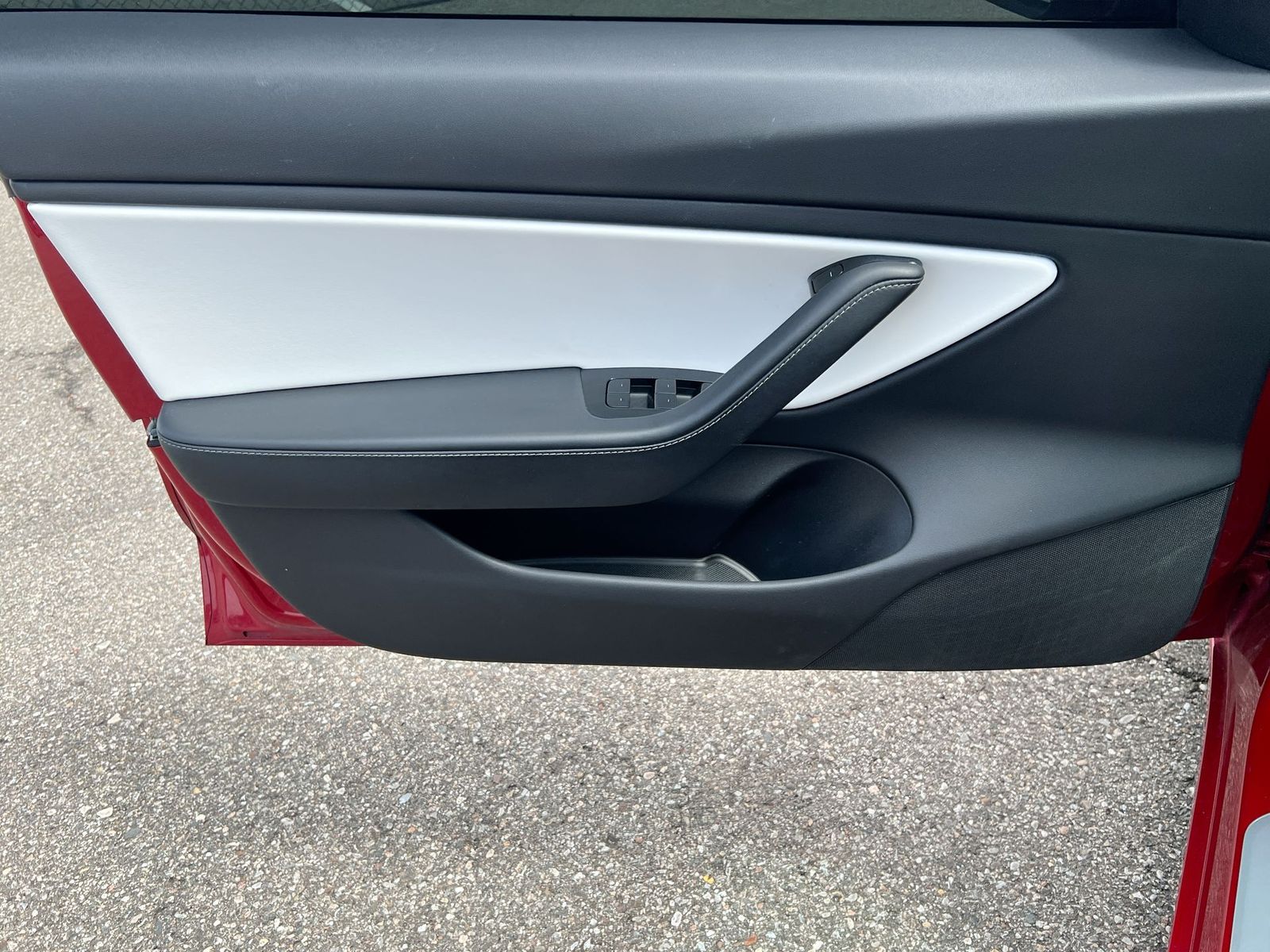Thumbnail: 2019 Tesla Model 3 - 29