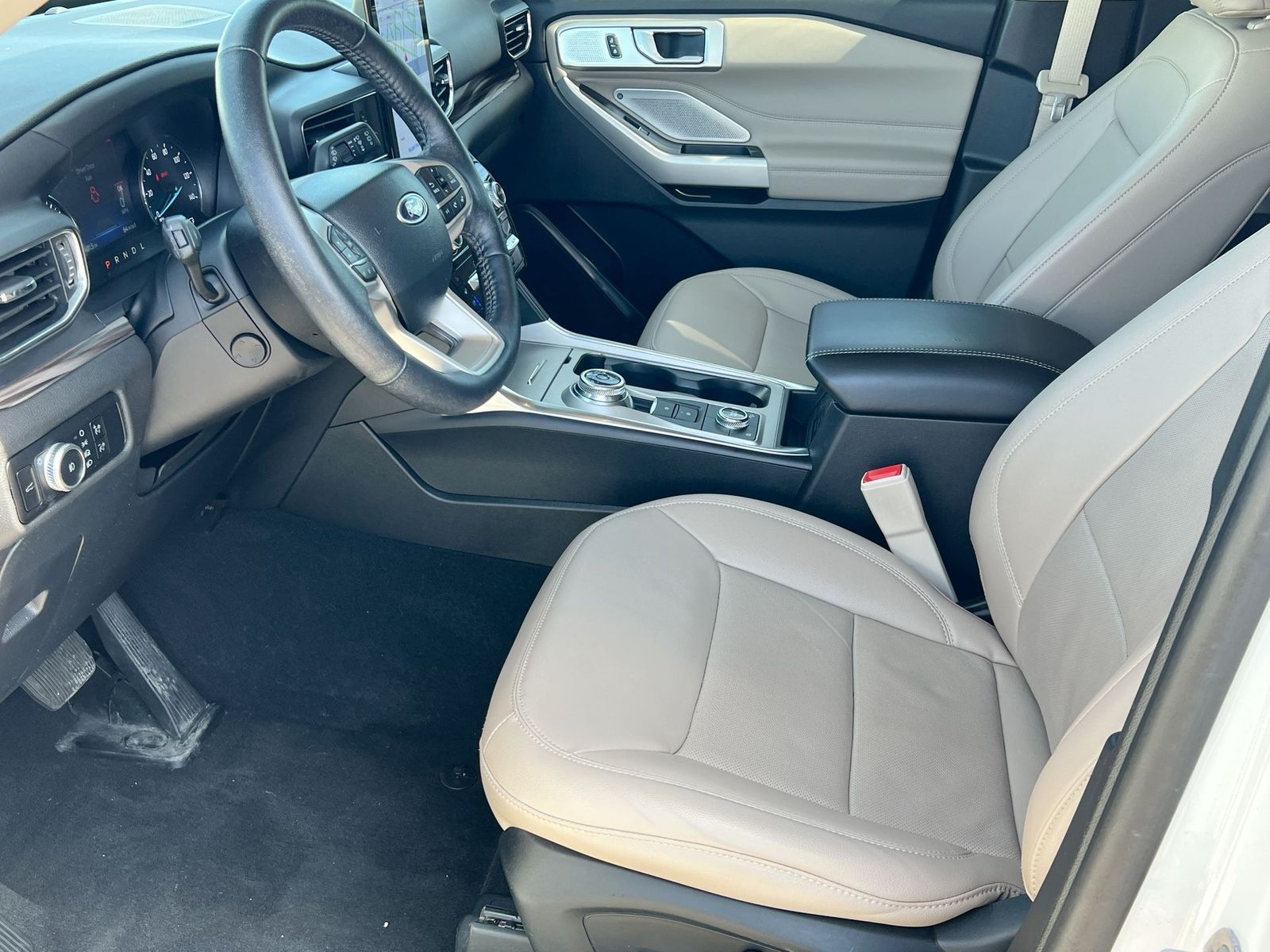 Thumbnail: 2023 Ford Explorer - 10