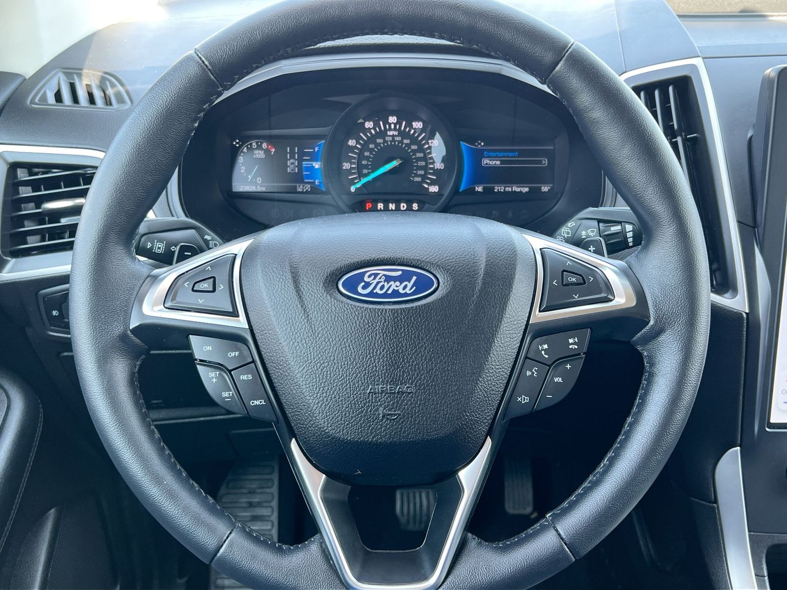 Thumbnail: 2023 Ford Edge - 22