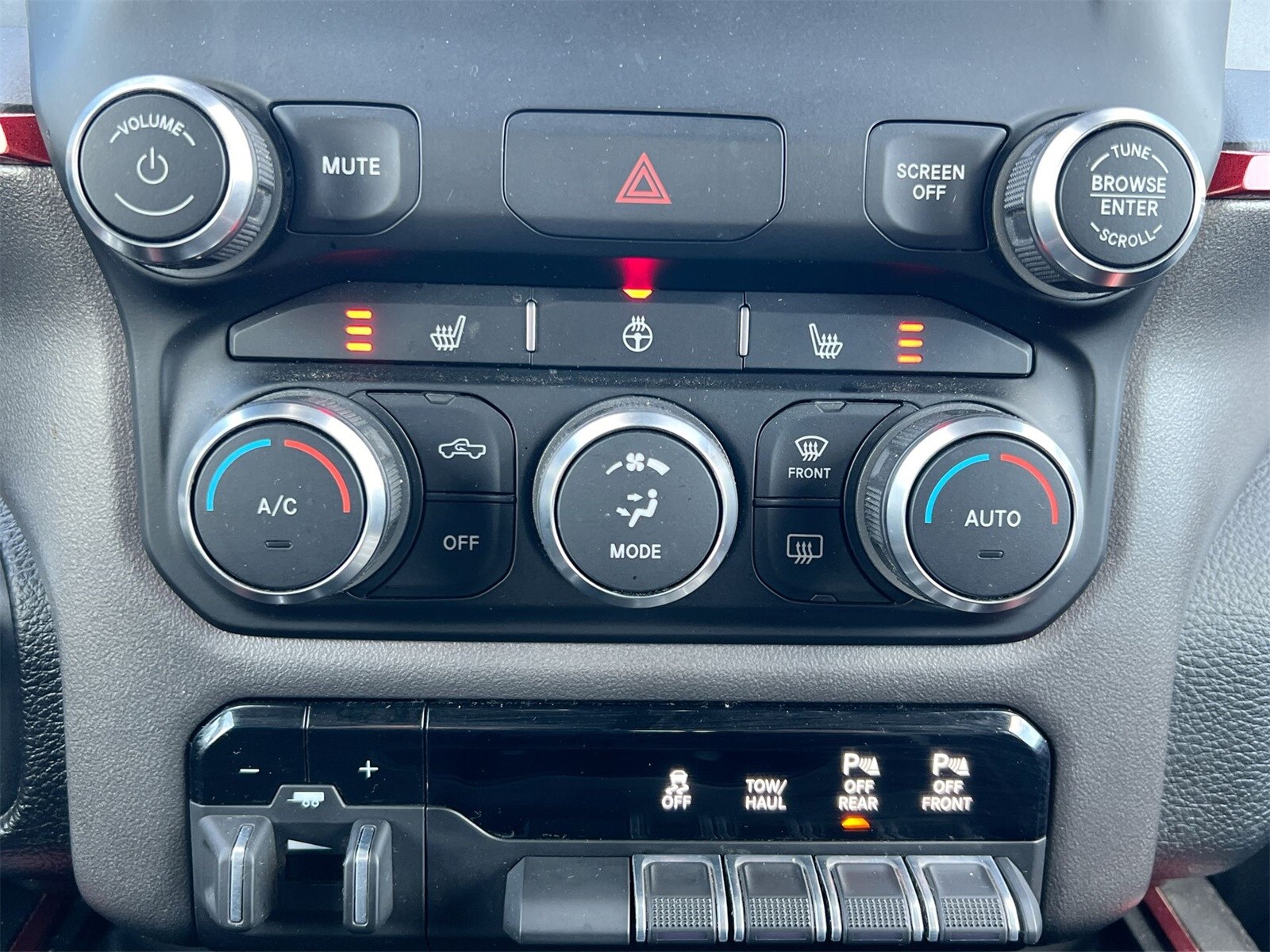 Thumbnail: 2021 RAM 1500 - 27