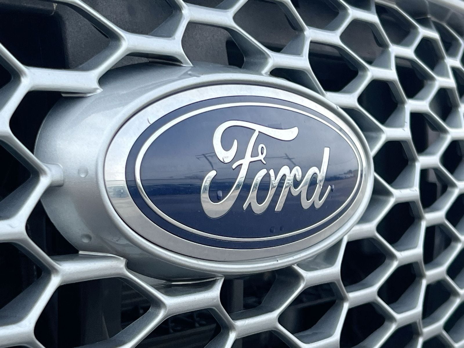 Thumbnail: 2023 Ford Edge - 13