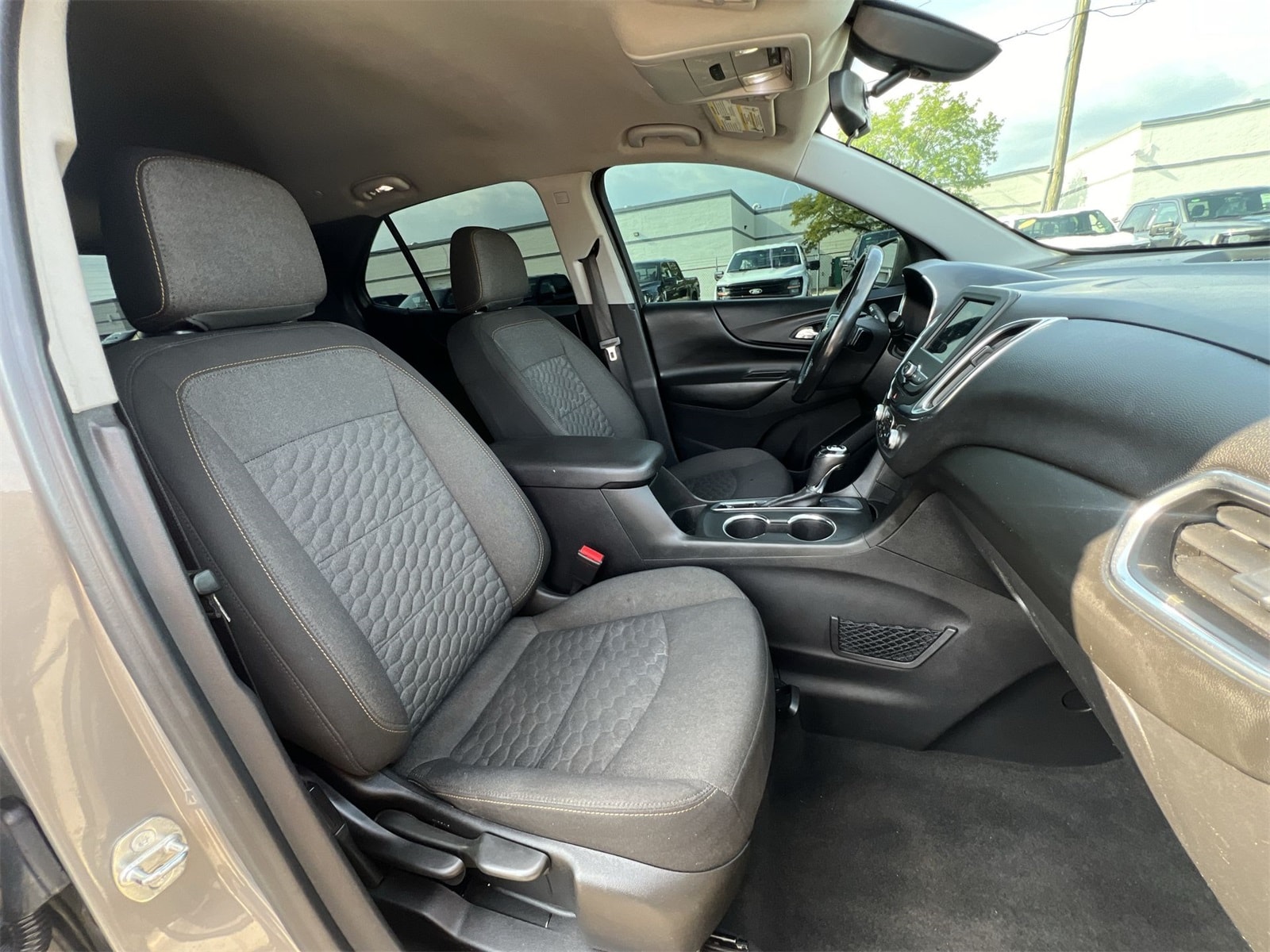 Thumbnail: 2019 Chevrolet Equinox - 21