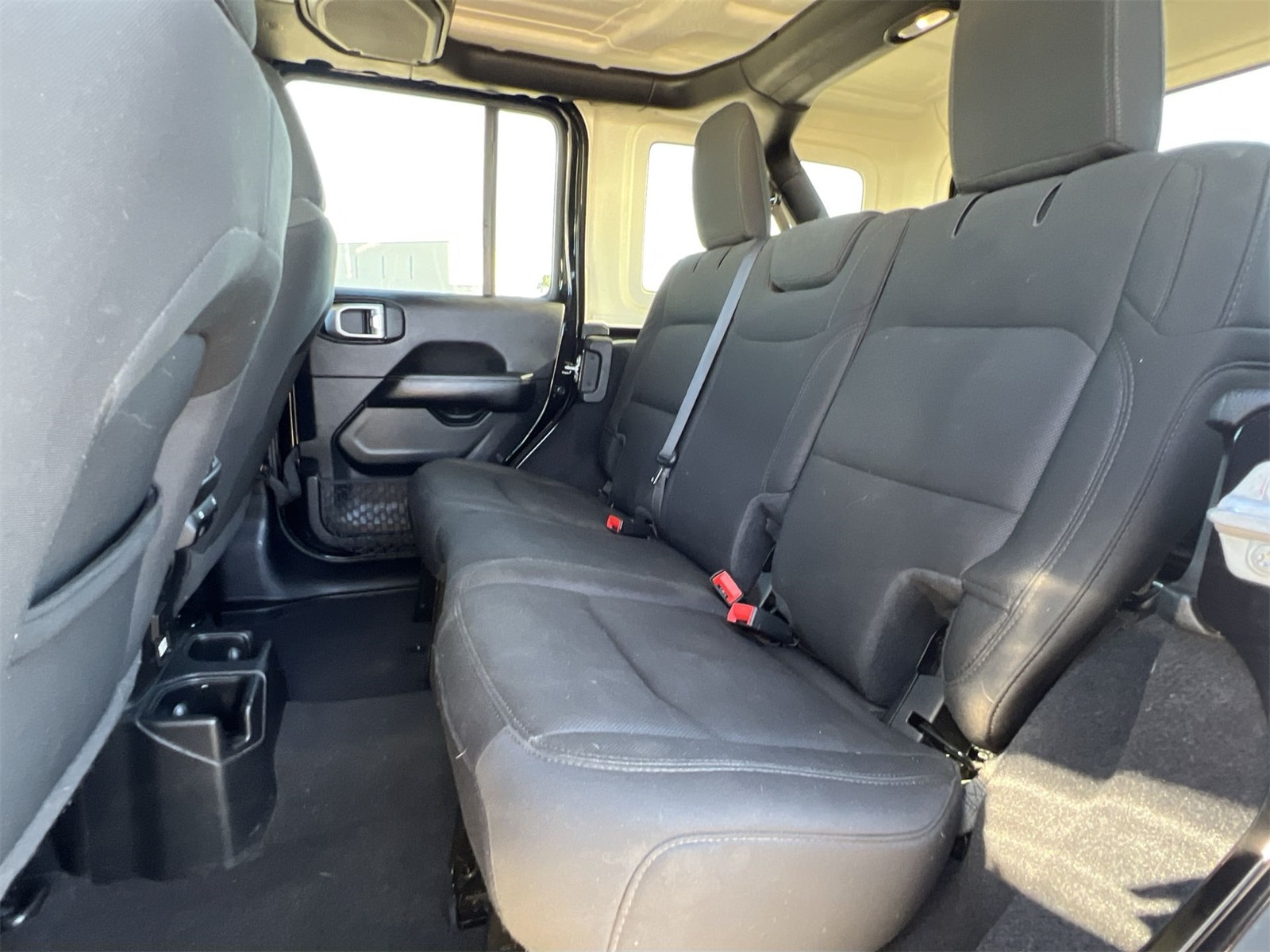 Thumbnail: 2020 Jeep Wrangler - 20