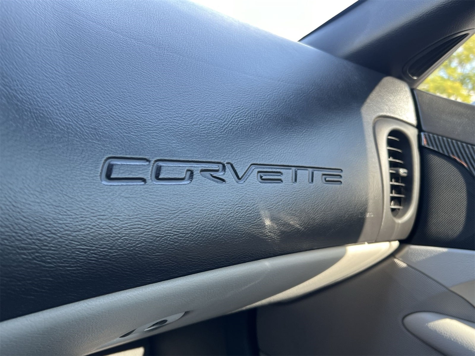 Thumbnail: 2010 Chevrolet Corvette - 21