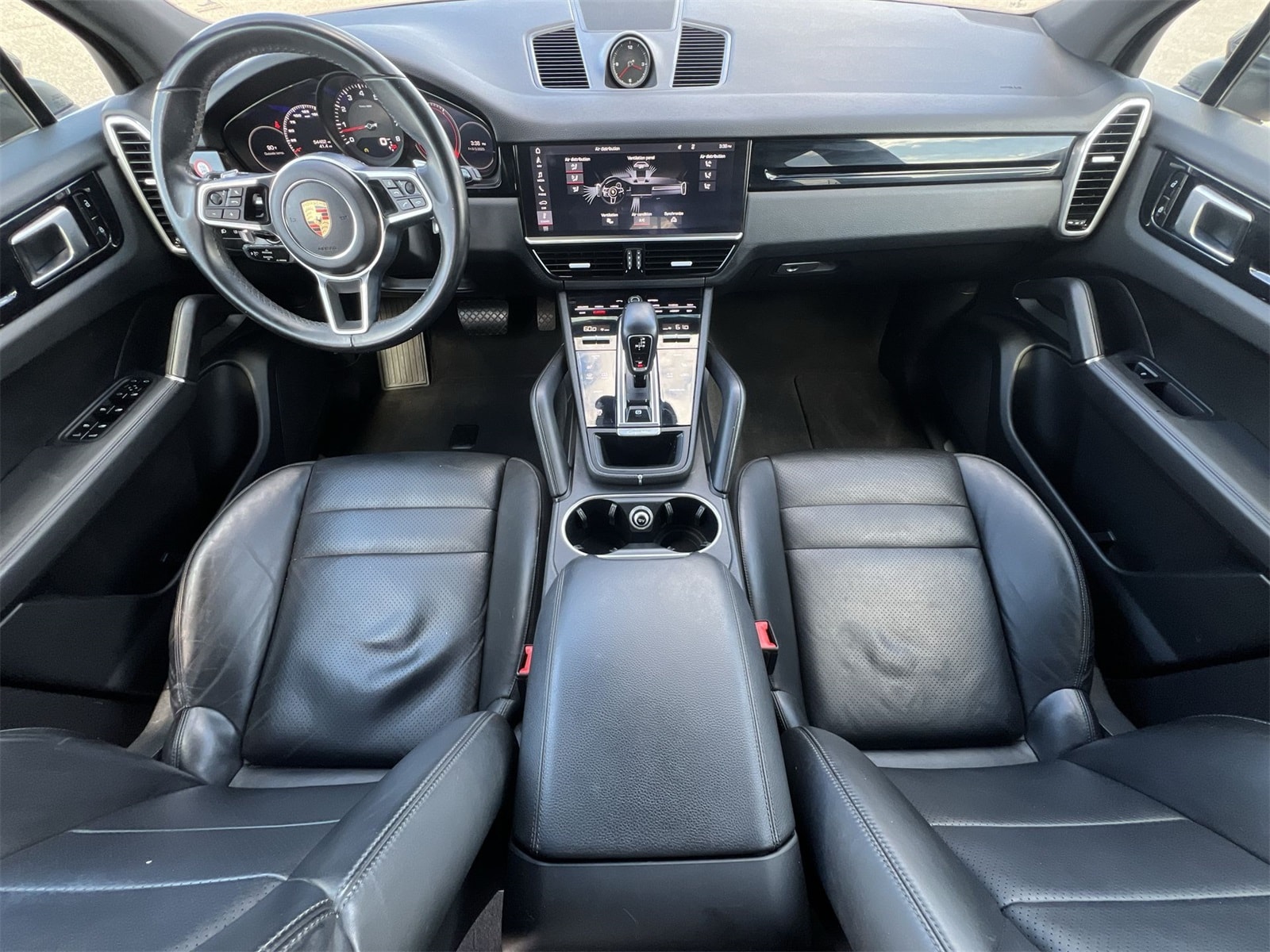 Thumbnail: 2019 Porsche Cayenne - 16