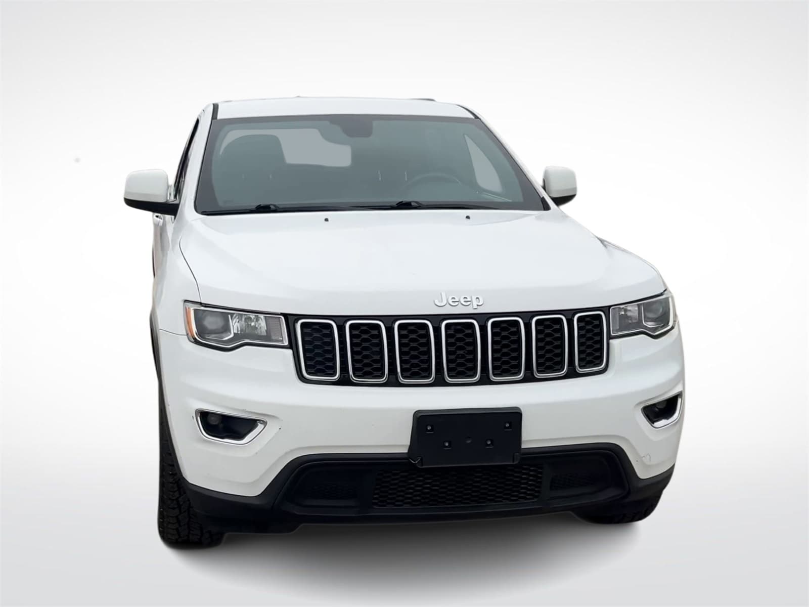 Thumbnail: 2018 Jeep Grand Cherokee - 3