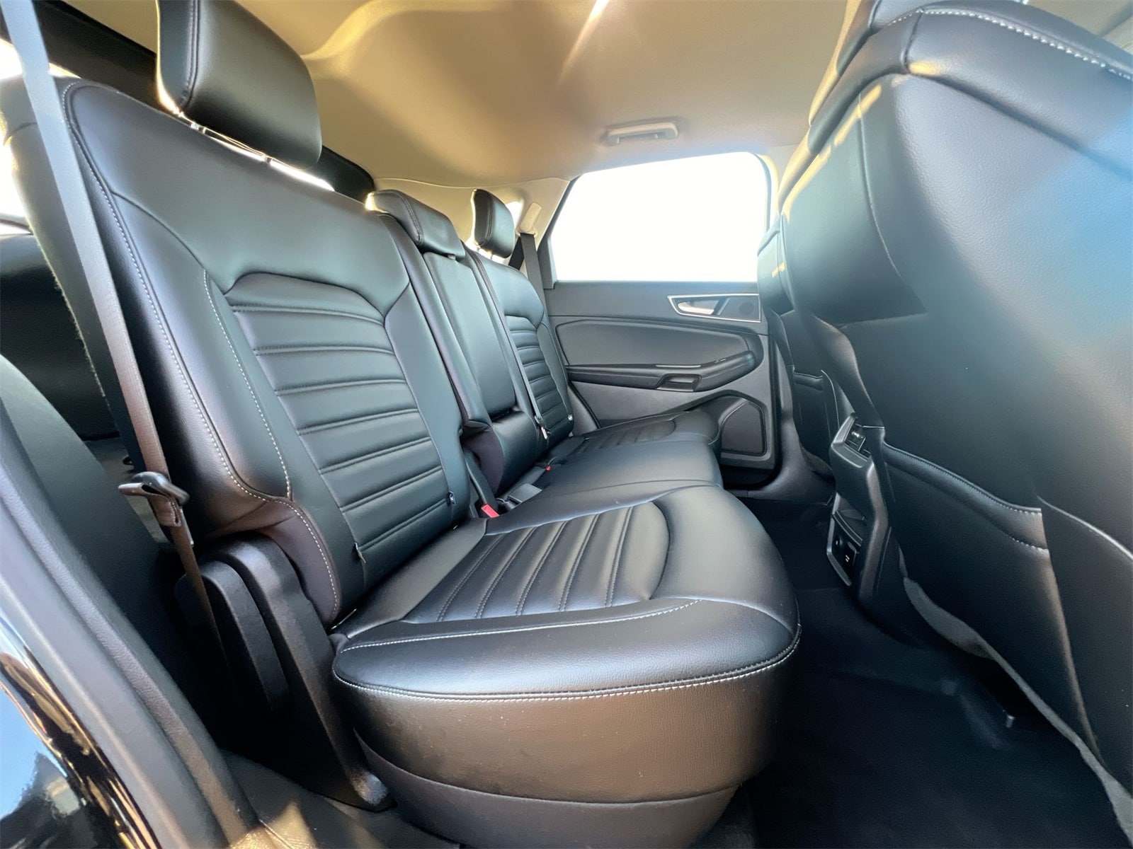 Thumbnail: 2023 Ford Edge - 20