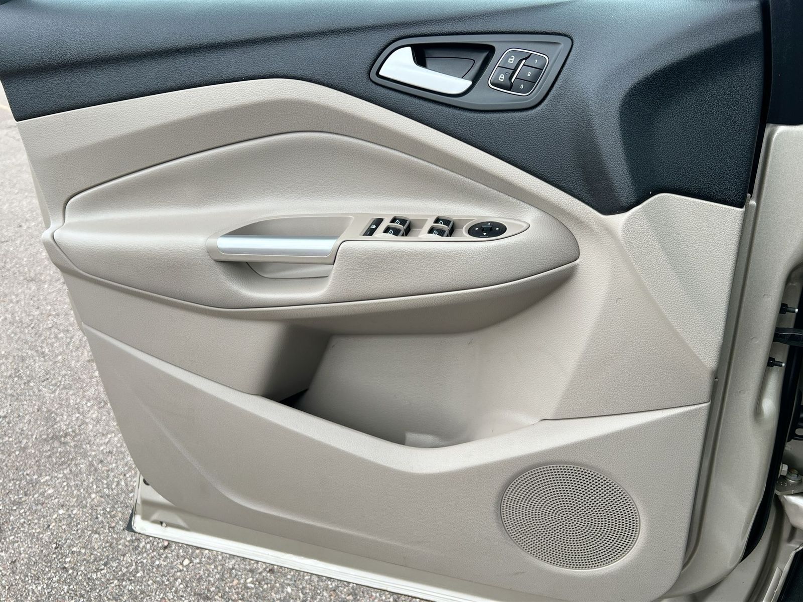 Thumbnail: 2018 Ford Escape - 30